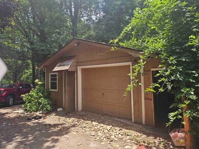 200 Tucker Rd, Spartanburg, SC 29306 - photo 2