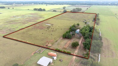 611 Double Tree Ln, Lipan, TX 76462 - photo 3