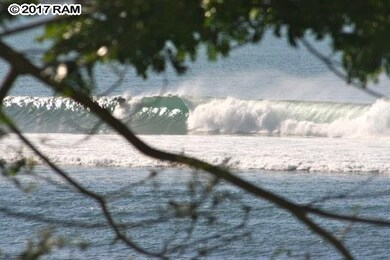 Watch this world-class surf break from your lanai!