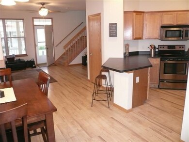 35 S Gardens Way unit 113, Fitchburg, WI 53711 - photo 3