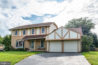 3264 Kinross Cir, Herndon, VA 20171 - photo 2