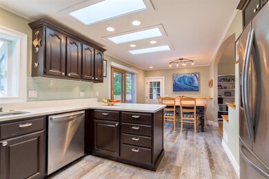 9 Suzanne Dr, Portsmouth, NH 03801 - photo 7