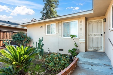 1417 W Princeton Ave, Fresno, CA 93705 - photo 2