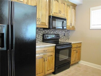 15818 W 61st Terrace, Shawnee, KS 66217 - photo 5