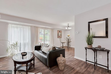 6151 Edsall Rd unit D, Alexandria, VA 22304 - photo 2