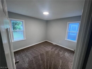 17409 Mapleboro Ave, Maple Heights, OH 44137 - photo 7