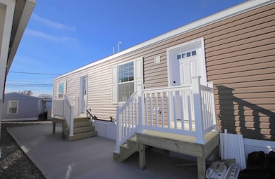 1501 Roosevelt Ave, Carteret, NJ 07008 - photo 4