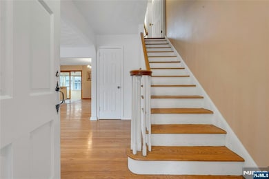 80 Voorhees St, Teaneck, NJ 07666 - photo 4