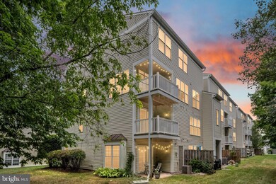 46948 Courtyard Square, Sterling, VA 20164 - photo 2