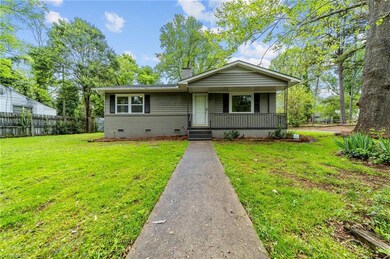 1915 Apex Place, High Point, NC 27260 - photo 2