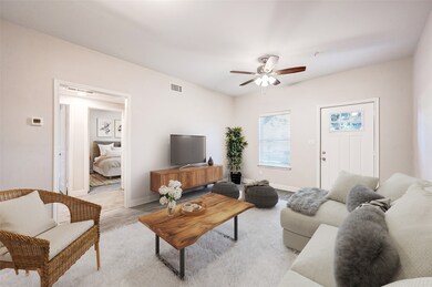 72 Burress St unit 6, Houston, TX 77022 - photo 3