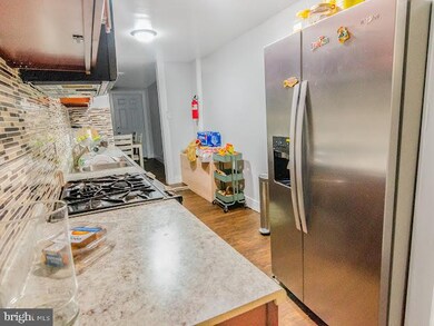 251 Reed St, Reading, PA 19601 - photo 7