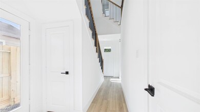 5314 Terry St, Houston, TX 77009 - photo 4