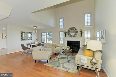 10214 Faire Commons Ct, Burke, VA 22015 - photo 5