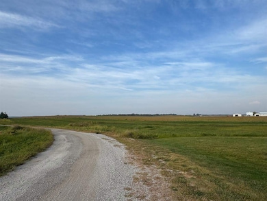 25840 Golden Oak Ln Lot 1, Lone Tree, IA 52755 - photo 3