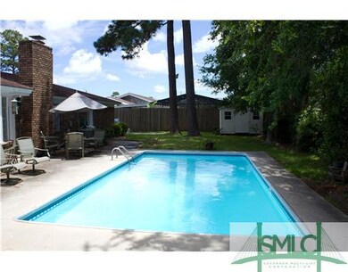 Swimming Pool/Hot Tub/Sauna.