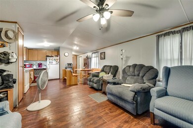 114 SW County Road 1006, Corsicana, TX 75110 - photo 7