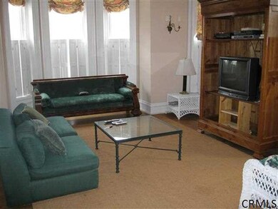 67 Union Ave, Saratoga Springs, NY 12866 - photo 4