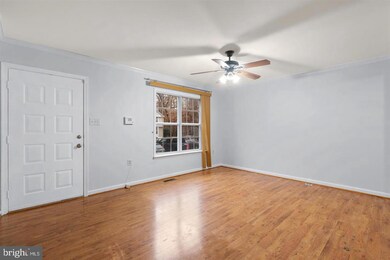 15230 Streamside Ct, Dumfries, VA 22025 - photo 3