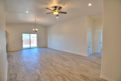 11604 E 33 Ln, Yuma, AZ 85367 - photo 5