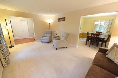 1083 MacGregor Ave