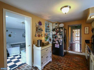 231 S Union St, Kennett Square, PA 19348 - photo 6