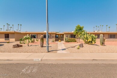 10916 W Thunderbird Blvd, Sun City, AZ 85351 - photo 2