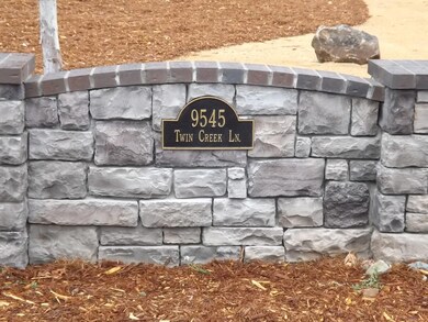 9545 Twin Creek Ln, Redding, CA 96003 - photo 2