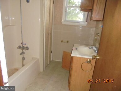 8215 Shore Rd, Dundalk, MD 21222 - photo 6