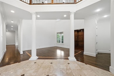 7611 Regency Cir, Sandy Springs, GA 30350 - photo 3