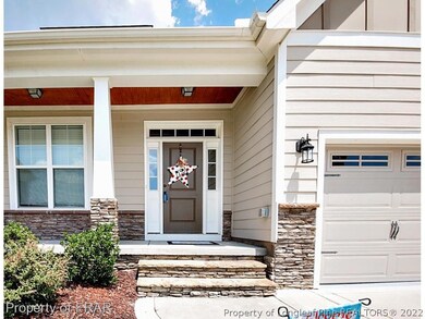 813 Falling Creek Ln, Fayetteville, NC 28304 - photo 2