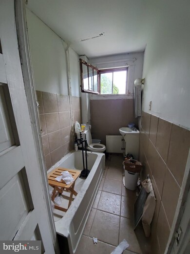 2946 Edmondson Ave, Baltimore, MD 21223 - photo 6