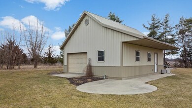 18018 Lochner Rd, Spencerville, IN 46788 - photo 3