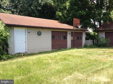 17540 Virginia Ave, Hagerstown, MD 21740 - photo 3