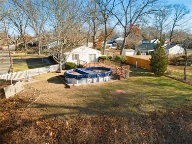 130 Lindy Ave, Riverside, RI 02915 - photo 4