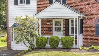 404 Drayton Rd, Oreland, PA 19075 - photo 2