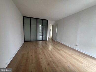 Tiber Island unit W505, Washington, DC 20024 - photo 7