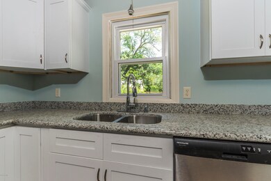 Kitchen 3-3