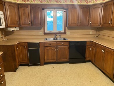 1101 Annis Ave, Mattoon, IL 61938 - photo 5