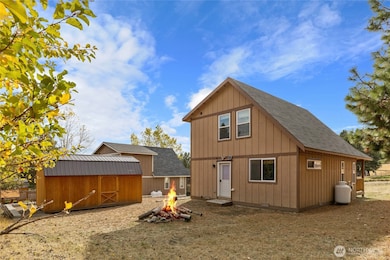 1311 Sunlight Dr, Cle Elum, WA 98922 - photo 5