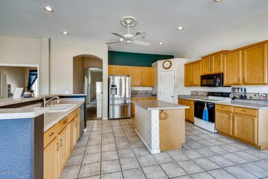 2441 E Indian Wells Chandler-large-008-0