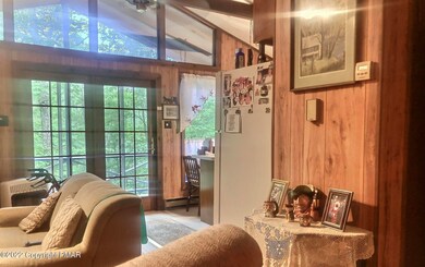 1069 Wild Turkey Ln, Bushkill, PA 18324 - photo 6