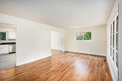 2349 Georgetown Blvd, Ann Arbor, MI 48105 - photo 5