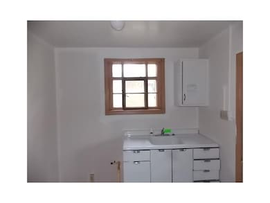 4407 2nd St, McKeesport, PA 15132 - photo 6