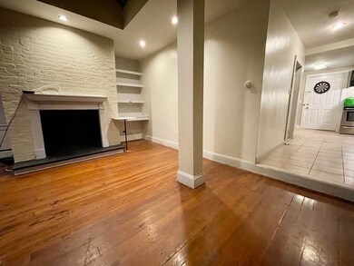 65 Boston St unit 1, Salem, MA 01970 - photo 4