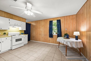 332 Gladiolus St, Port Allen, LA 70767 - photo 7