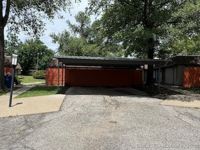 5303 E 32nd Place unit A, Tulsa, OK 74135 - photo 3