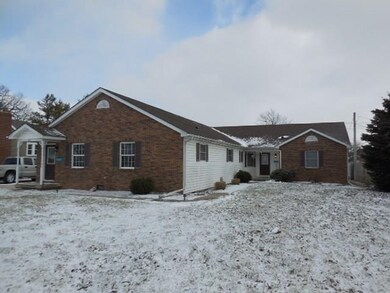 417 N West St, Tipton, IN 46072 - photo 2