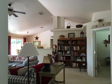 235 Curtis Dr, Grants Pass, OR 97527 - photo 3