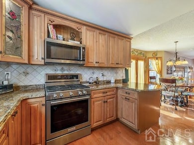 38 Oakland Rd, Old Bridge, NJ 08857 - photo 7